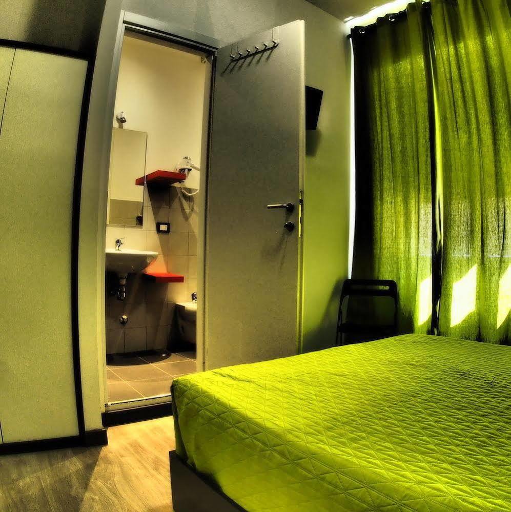 Enzo Luxury Rooms 罗马 外观 照片