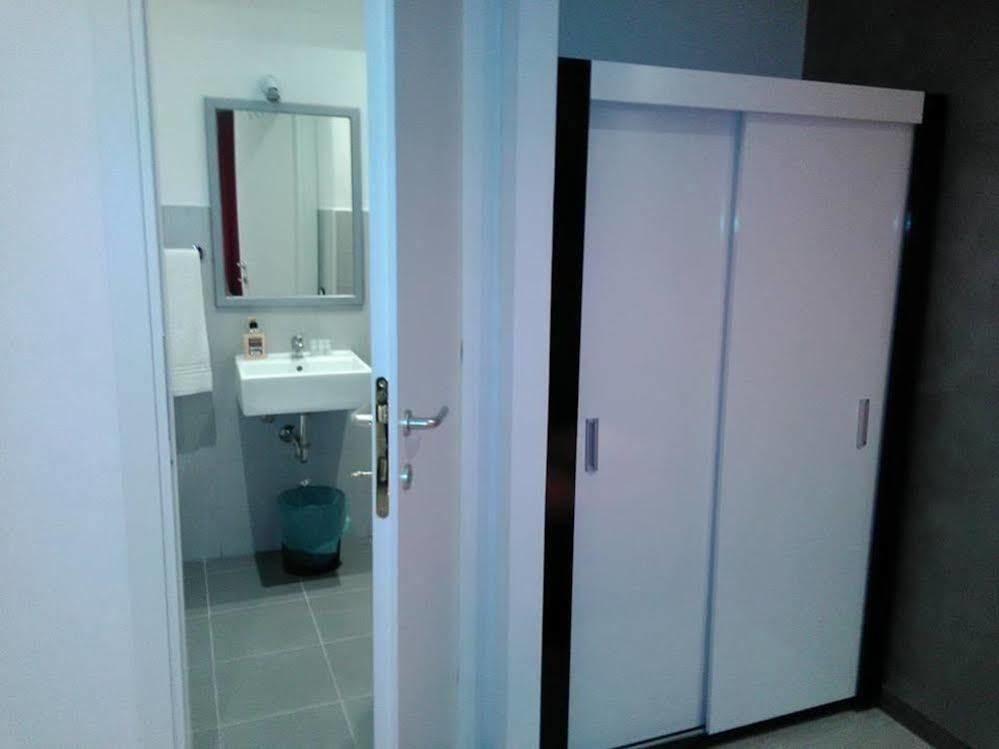 Enzo Luxury Rooms 罗马 外观 照片