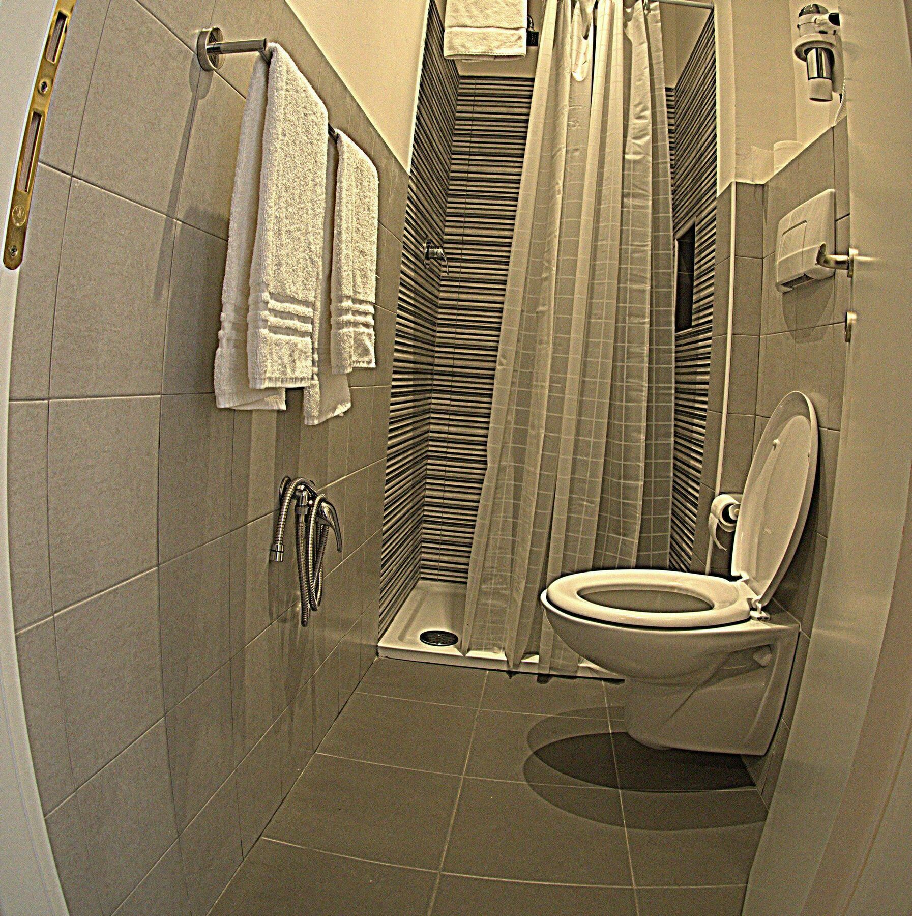 Enzo Luxury Rooms 罗马 外观 照片